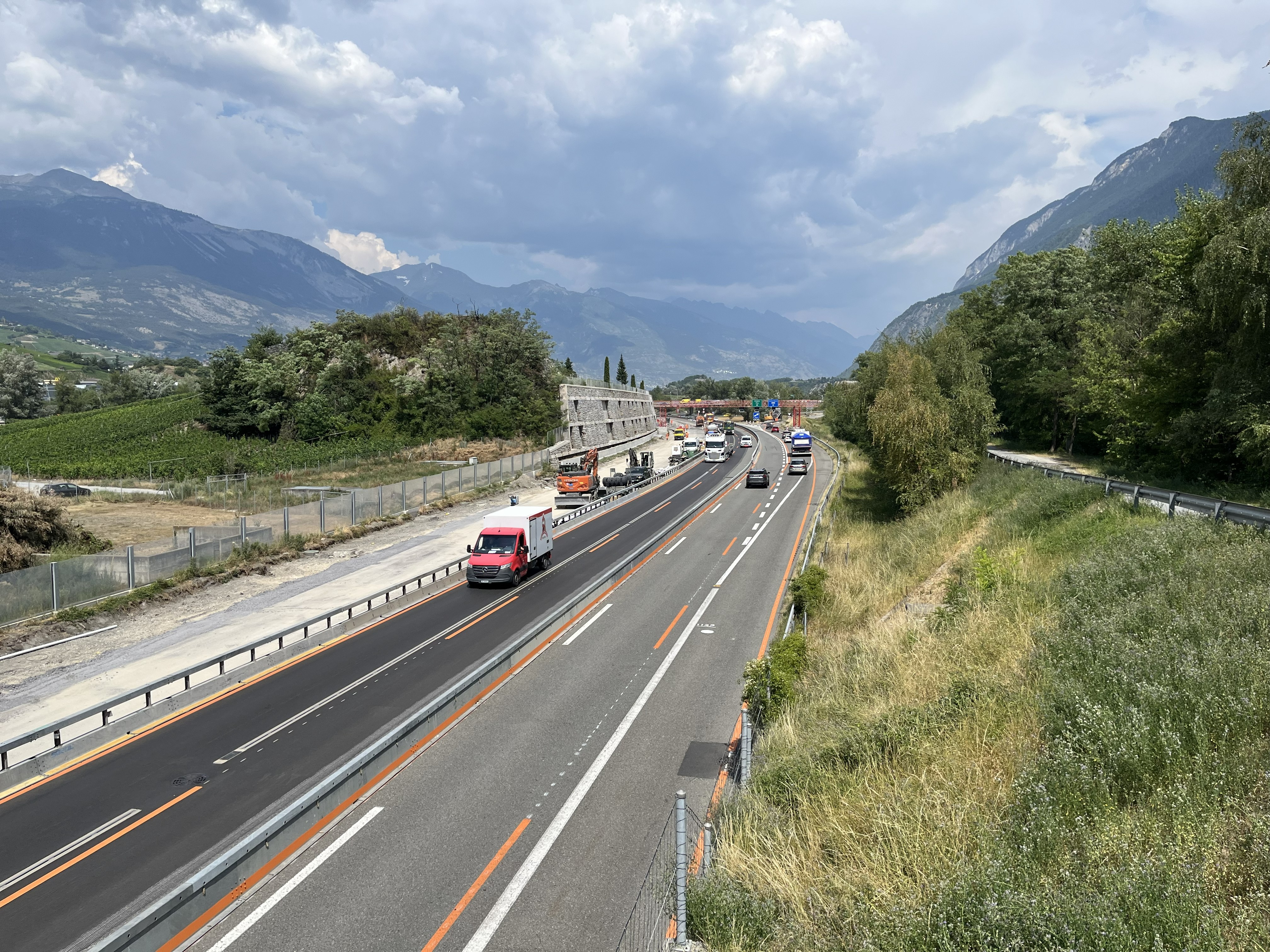 A9 Sion-Est–Sierre-Est: Diverse Sperrungen für neue VerkehrsführungSperrungen wegen Sanierung der A9