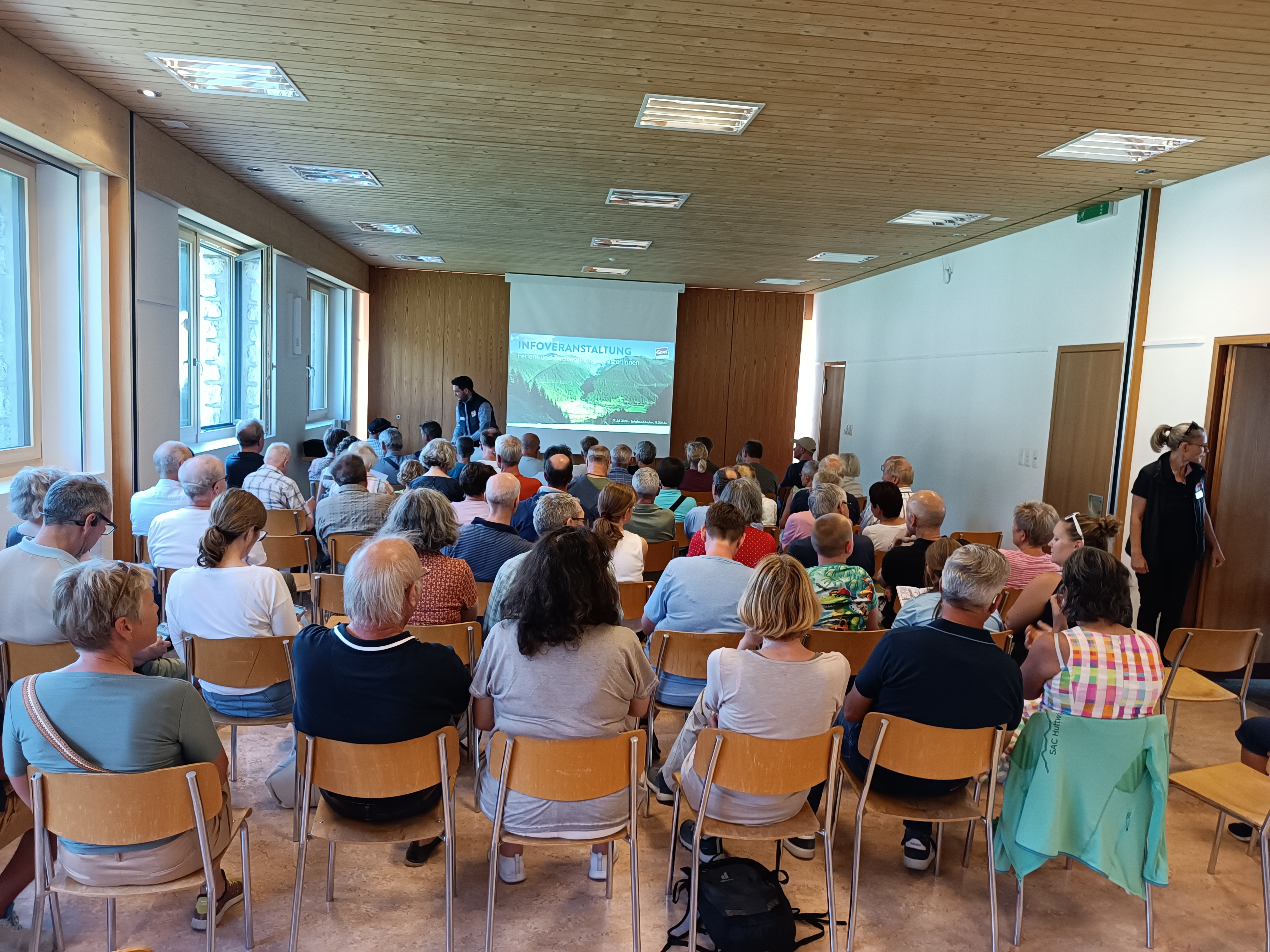 Infoveranstaltung für Zweitwohnungsbesitzer GomsAufschlußreiche Infoveranstaltung von Goms Tourismus AG