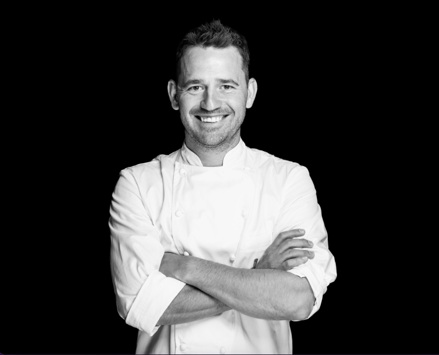 Jakub Baron, Küchenchef im Walliserhof Grand-Hotel & Spa, Saas-Fee “im Rennen”Koch von Saaser Hotel im Halbfinale