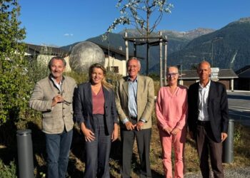 Mémorial de Crans-MontanaEine Initiative aus der Bevölkerung für das Gedenken an die Opfer und das Weitergeben der Erinnerung