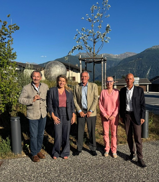 Mémorial de Crans-MontanaEine Initiative aus der Bevölkerung für das Gedenken an die Opfer und das Weitergeben der Erinnerung