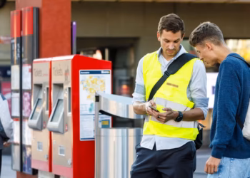 Nationaler Plan für mehr Sicherheit im ÖVAggressionen und Gewalt gegen Personal und Passagiere im ÖV