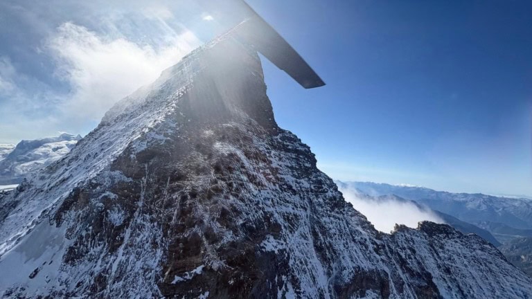 Zermatt: Tödlicher Sturz am MatterhornMann stirbt am Löwengrat