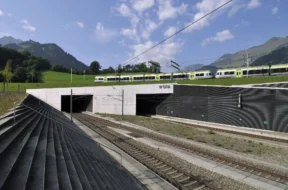 NEAT Loetschberg Basistunnel Nordportal c BLS