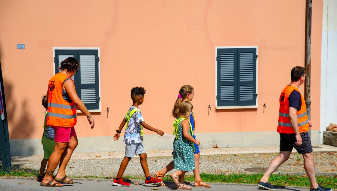 Pedibus – der Bus auf Kinderfüßen im WallisAusbau des Angebots im Oberwallis