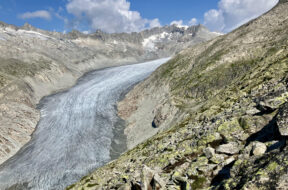 Titelbild Eisgrotte Blachen Gletscher