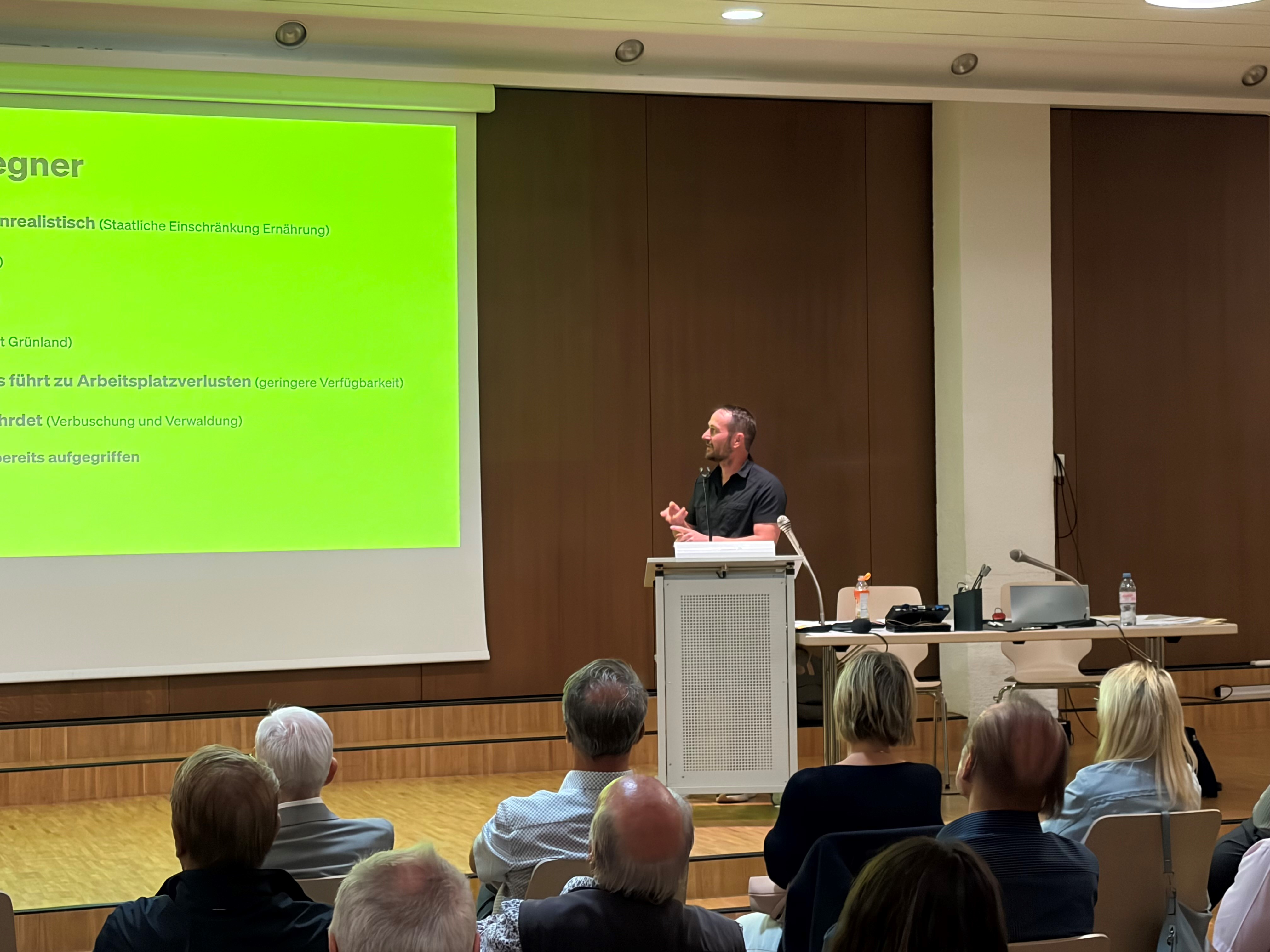  NEO: Angepaßtes Finanzreglement und Denise Fux als neue Co-VizepräsidentinZweimal Nein zu den eidgenössischen Vorlagen,