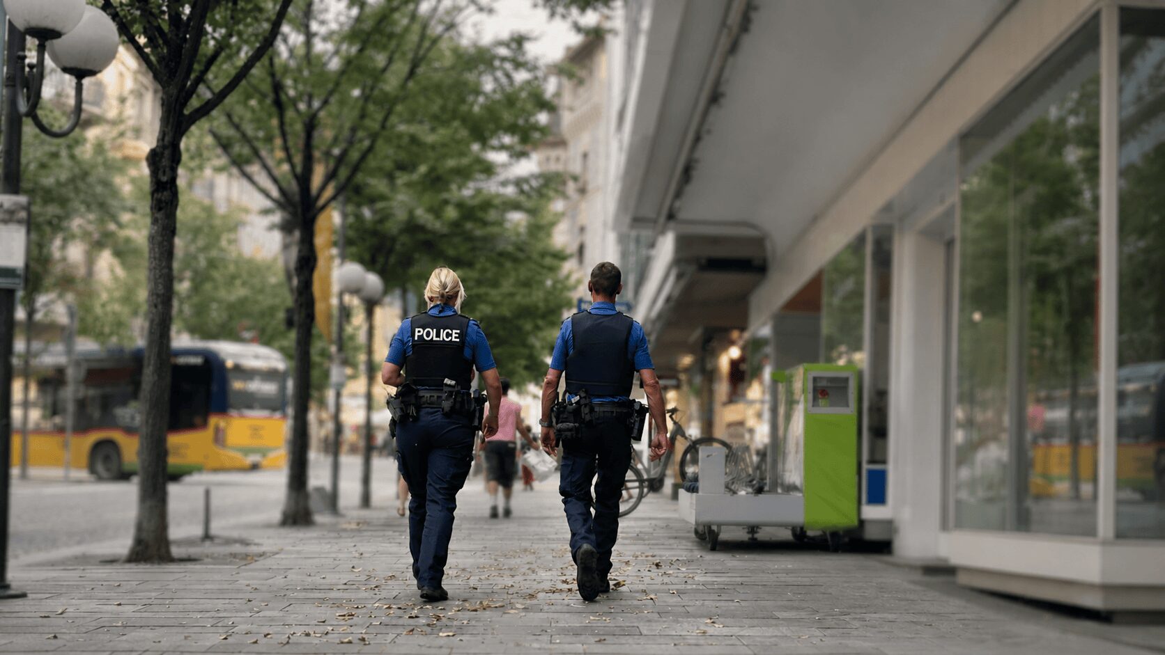 Trickdiebe suchen Oberwallis heim: Vorsicht vor TrickdiebstählenAktuelle Fälle im Oberwallis - Kapo warnt