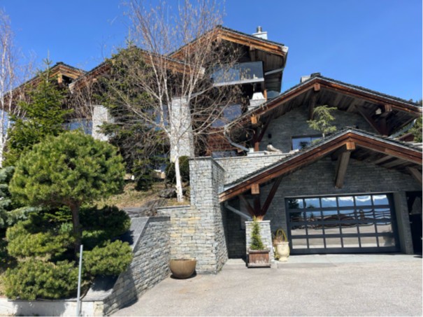 Luxus-Chalet in Crans-Montana wird zwangsversteigertCrans-Montana-Immobilie mit einem Schätzwert von 18,9 Millionen Franken kommt unter den Hammer
