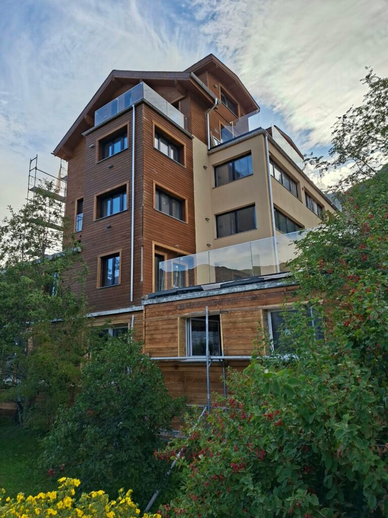 Die Liegenschaft, die aktuell saniert wird, soll den Namen "Fuchs Lodge" bekommen