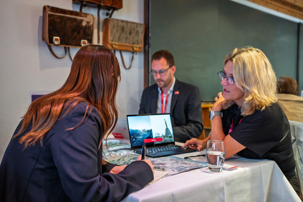 Saas-Fee, 15. September 2026 – Arbeitsgruppe Japan-Korea-SOAsien im Hotel Walliserhof.