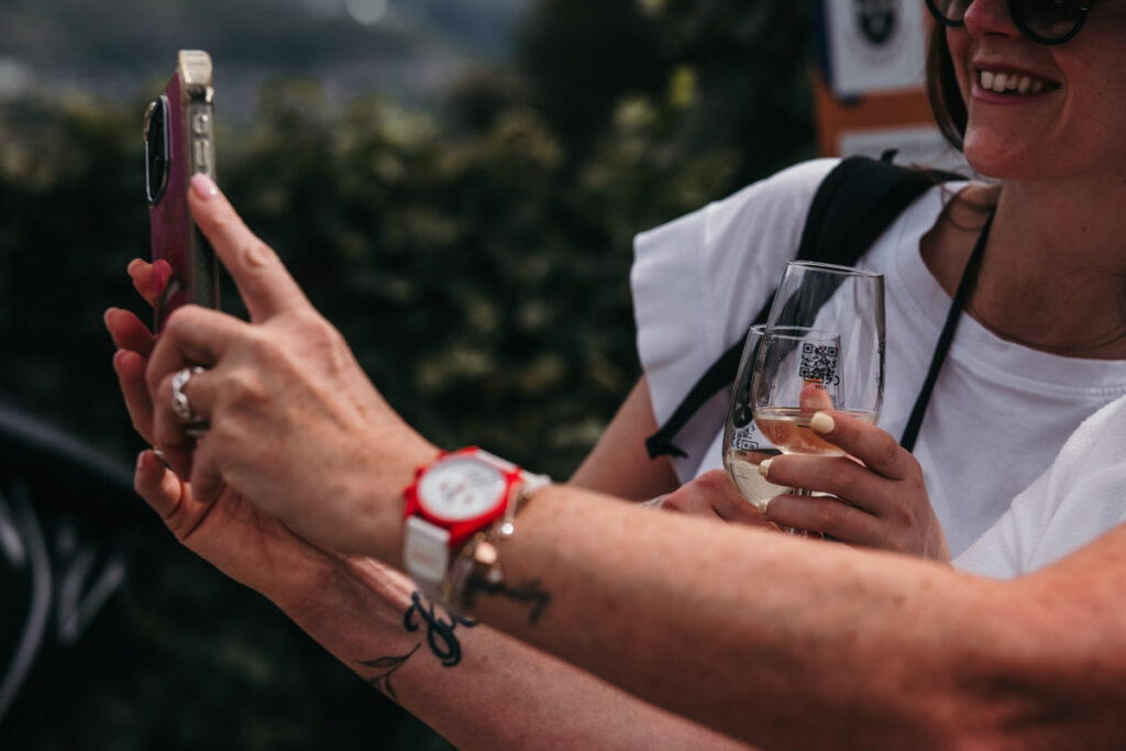 17 Weinbaubetriebe machten bei der Genußwanderung in Salgesch mit. 