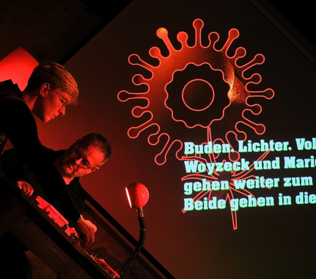Ulrike Mayer-Spohn und Javier Hagen - UMS'nJIP/Woyzeck, zVg